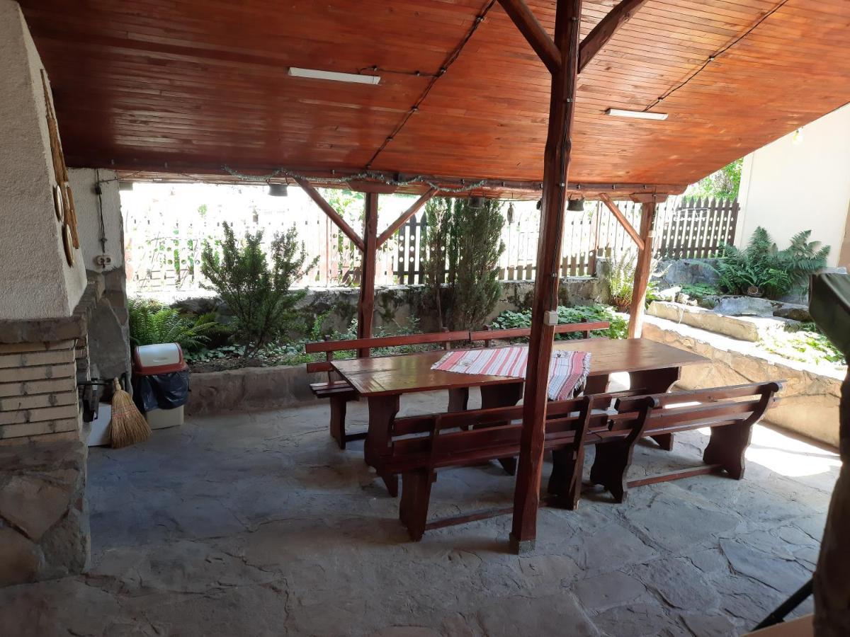 Guest House Lazar Raykov รีบาริตซา ภายนอก รูปภาพ