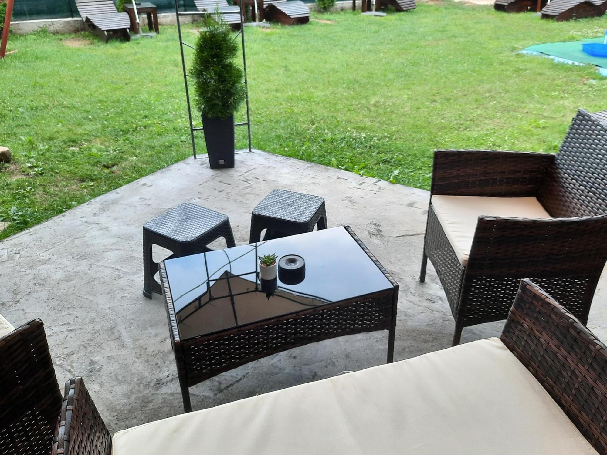 Guest House Lazar Raykov รีบาริตซา ภายนอก รูปภาพ