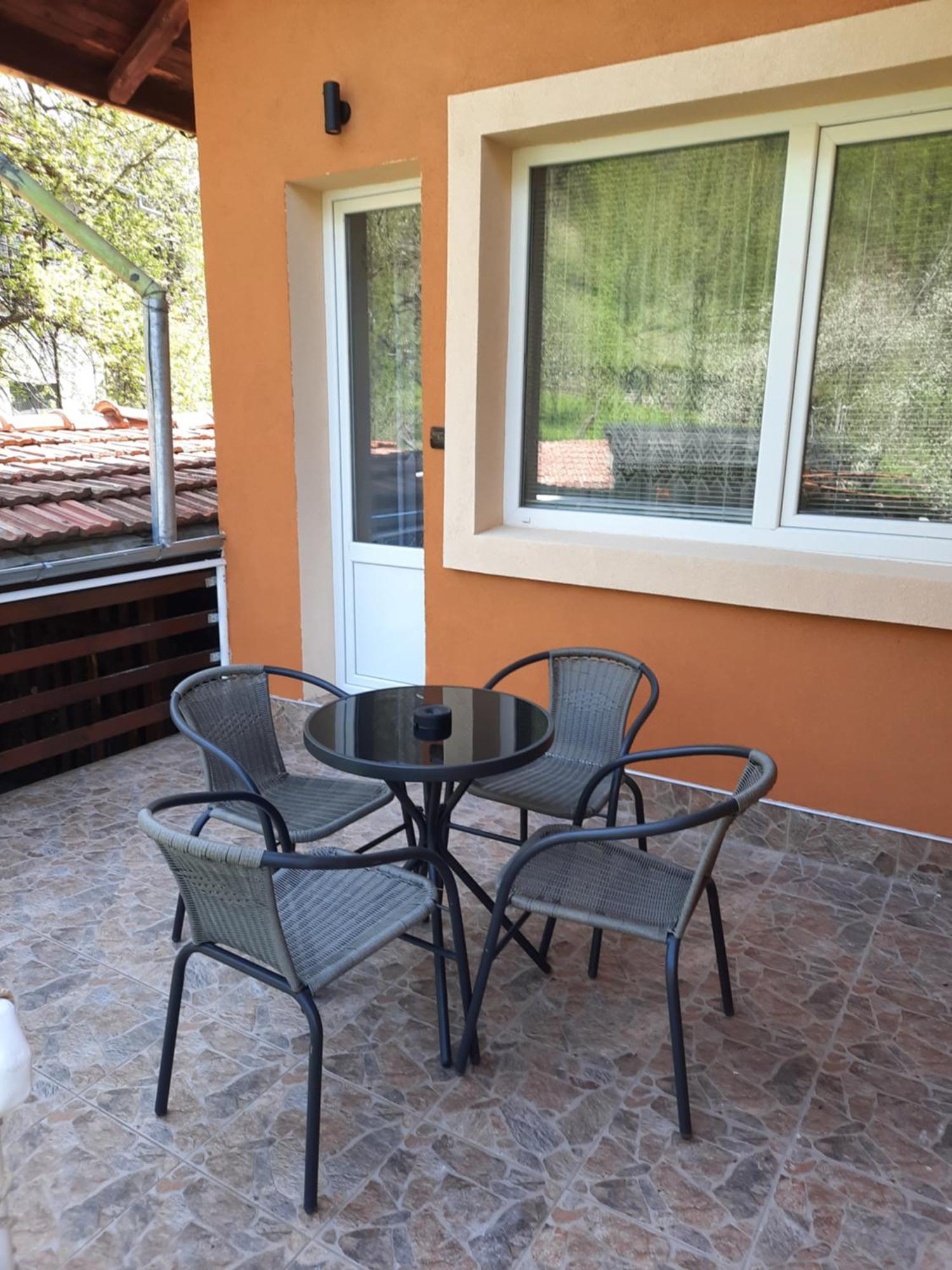 Guest House Lazar Raykov รีบาริตซา ภายนอก รูปภาพ