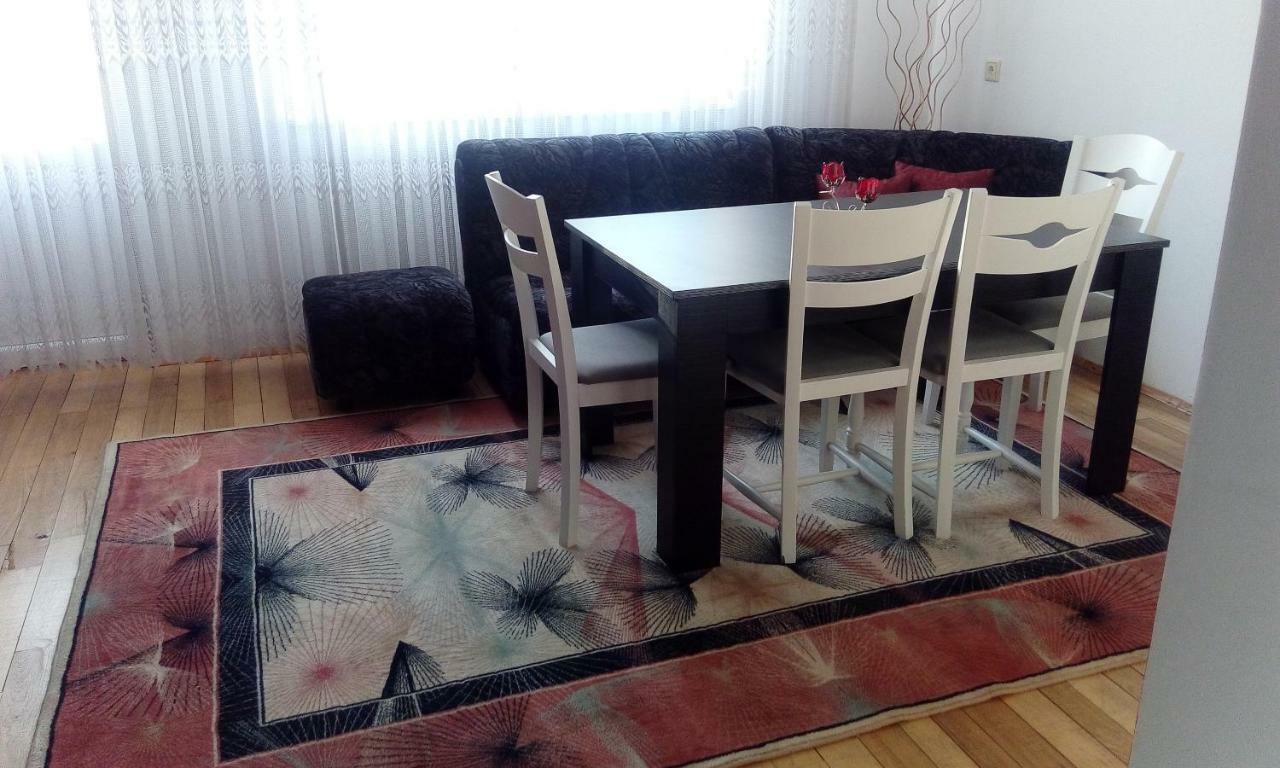Guest House Lazar Raykov รีบาริตซา ภายนอก รูปภาพ